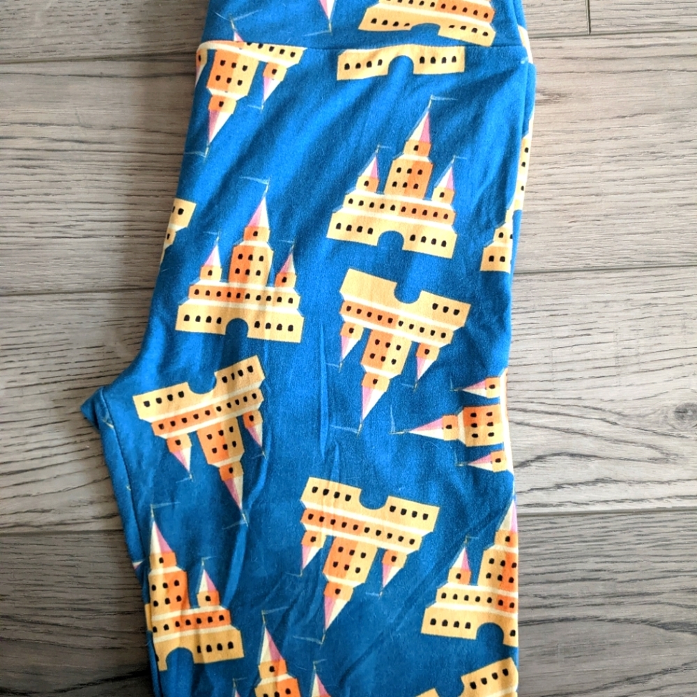 OS LuLaRoe Disney Castles Leggings